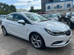White Used 2016 Vauxhall Astra SRi Hatchback | £4,490 (Fair price)