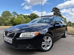 Black Used 2011 Volvo V70 SE Lux Estate | £5,693 (A bit pricey)
