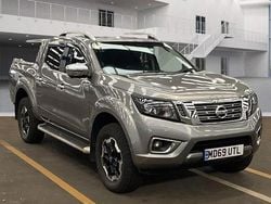 Grey Used 2020 Nissan Navara S Pickup | £16,990 (Fair price)