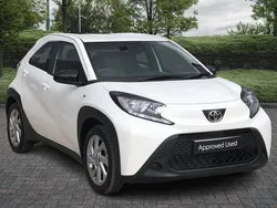 White Used 2024 Toyota Aygo PURE Hatchback | £12,950 (Good price)