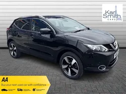 Black Used 2016 Nissan Qashqai N-Connecta SUV | £7,995 (Fair price)