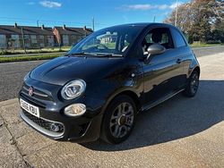 Black Used 2016 Fiat 500 S Hatchback | £6,995 (A bit pricey)