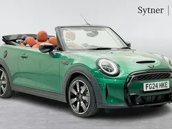 Green Used 2024 Mini Cooper S Exclusive Hatchback | £29,000 (Expensive)