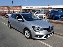 Silver Used 2016 Renault Mégane IV Dynamique Hatchback | £6,450 (A bit pricey)