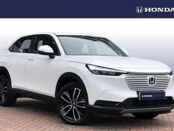 Platinum white Used 2023 Honda HR-V Elegance SUV | £21,499 (Good price)