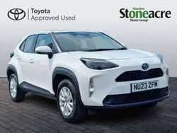 White Used 2023 Toyota Yaris Cross SUV | £18,250 (Good price)