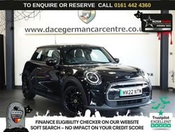 Black Used 2022 Mini Cooper SE Hatch Hatchback | £13,649 (Fair price)