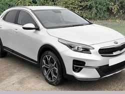 Used 2020 Kia XCeed SUV | £14,795 (Fair price)