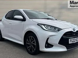 White Used 2022 Toyota Yaris Hybrid Design Hatchback | £16,590 (Fair price)