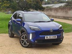 Blue Used 2022 Toyota Yaris Hybrid SUV | £23,169 (Fair price)