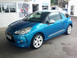Blue with white roof and wheels Used 2011 Citroën DS3 Hatchback | £1,650 (Fair price)