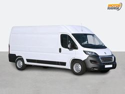 White Used 2022 Peugeot Boxer Van | £13,895 (Fair price)