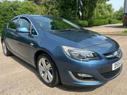 Blue Used 2015 Vauxhall Astra SRi Hatchback | £3,395 (Good price)