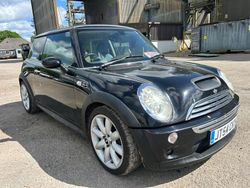 Black Used 2004 Mini Cooper S Hatch Hatchback | £1,995 (Super price)