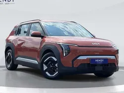 Used 2025 Kia EV3 Air SUV | £31,999 (Super price)