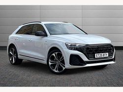 Glacier white Used 2025 Audi Q8 Black Edition SUV | £65,000 (Expensive)