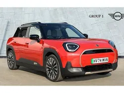 Rebel red Used 2025 Mini Aceman Exclusive SUV | £25,990 (Super price)