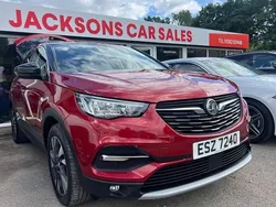 Red Used 2021 Vauxhall Grandland X SRi SUV | £12,995 (Good price)