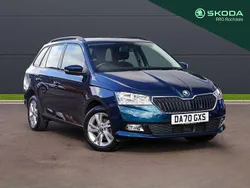Petrol blue metallic Used 2020 Skoda Fabia SE Estate | £12,700 (Fair price)