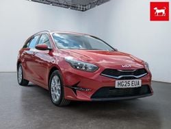 Red Used 2025 Kia Ceed 2 Estate | £19,450 (Fair price)