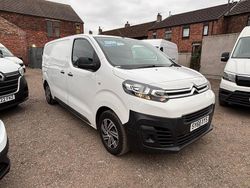 White Used 2019 Citroën Dispatch MPV | £6,750 (Fair price)