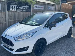 White Used 2016 Ford Fiesta Zetec Hatchback | £4,350 (Good price)