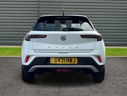 White Used 2021 Vauxhall Mokka Edition SUV | £14,499 (Fair price)
