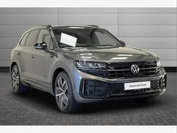 Silicon grey Used 2025 VW Touareg Black Edition SUV | £52,990 (Fair price)