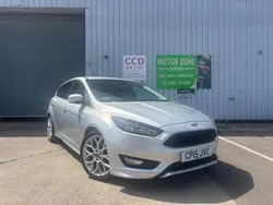 Silver Used 2015 Ford Focus Zetec Hatchback | £5,995 (Fair price)