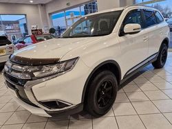 White Used 2016 Mitsubishi Outlander SUV | £8,728 (Fair price)