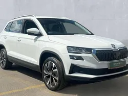 Moon white Used 2024 Skoda Karoq SE L SUV | £20,250 (Fair price)