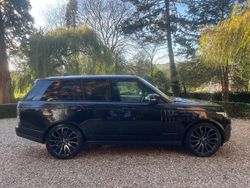 Black Used 2017 Land Rover Range Rover Vogue SUV | £17,995 (Super price)