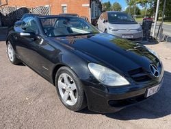 Black Used 2006 Mercedes SLK200 Cabriolet | £3,890 (Fair price)