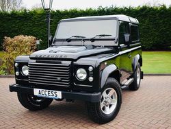 Black Used 2016 Land Rover Defender Landmark Estate | £27,495 (Super price)