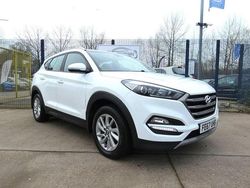 White Used 2017 Hyundai Tucson SE SUV | £7,995 (Fair price)