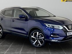 Blue Used 2017 Nissan Qashqai Tekna SUV | £11,995 (Fair price)