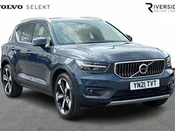 Denim blue Used 2021 Volvo XC40 Inscription SUV | £23,495 (Fair price)