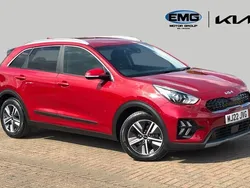 Red Used 2022 Kia Niro 2 SUV | £17,985 (Good price)