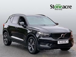 Black Used 2022 Volvo XC40 R-Design SUV | £26,500 (Fair price)