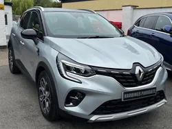 Grey/black Used 2022 Renault Captur SE SUV | £16,999 (Fair price)