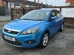 Blue Used 2009 Ford Focus Zetec Hatchback | £2,995 (A bit pricey)