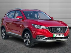 Dynamic red Used 2021 MG ZS Exclusive Sedan | £10,995 (Good price)