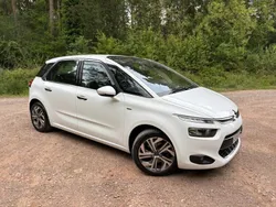 White Used 2015 Citroën C4 Picasso Exclusive MPV | £5,699 (Good price)