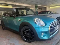 Used 2017 Mini Cooper Hatchback | £9,490 (Fair price)
