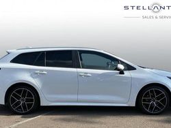 White Used 2020 Toyota Corolla Design Estate | £20,042 (Fair price)