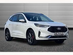 Frozen white Used 2024 Ford Kuga ST-Line SUV | £26,790 (Fair price)