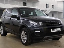 Black Used 2016 Land Rover Discovery Sport SE SUV | £10,450 (Fair price)