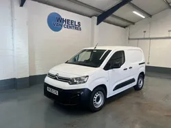 White Used 2020 Citroën Berlingo Start MPV | £10,990 (Fair price)