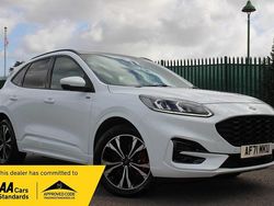 White Used 2021 Ford Kuga ST-Line X SUV | £16,990 (Fair price)