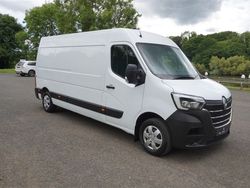 White Used 2023 Renault Master Business Van | £20,394 (Expensive)